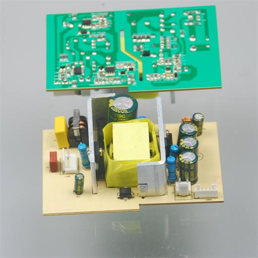 炬鼎淺析小家電生產(chǎn)設(shè)備插件機(jī)的優(yōu)勢和挑戰(zhàn)